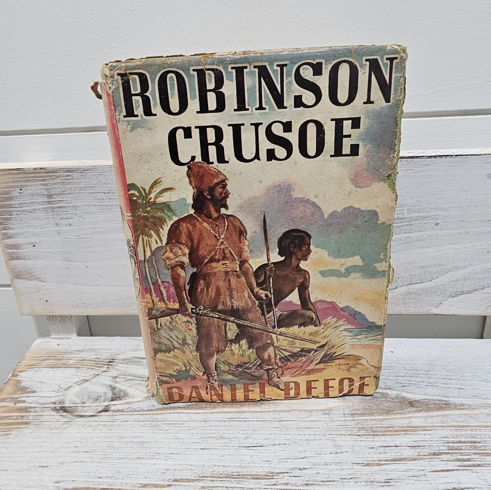 Vintage Robinson Crusoe Hardback Book